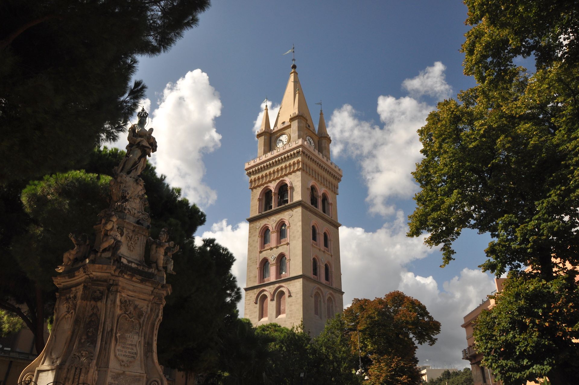 Messina (Photo license: CC BY 2.0)